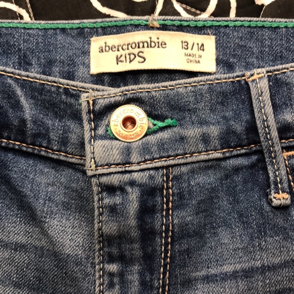 Abercrombie Kids Jean cutoff Shorts Size 13/14 - Picture 4 of 11